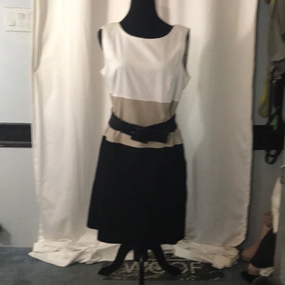 Liz Claiborne Dresses & Skirts - Liz Claiborne dress